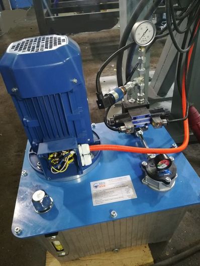 Гидропривод для заклепочных станков